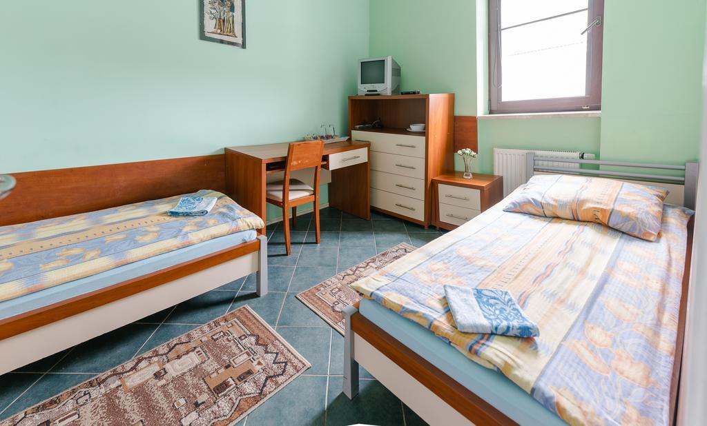 Adeo Hostel Białystok Pokoj fotografie